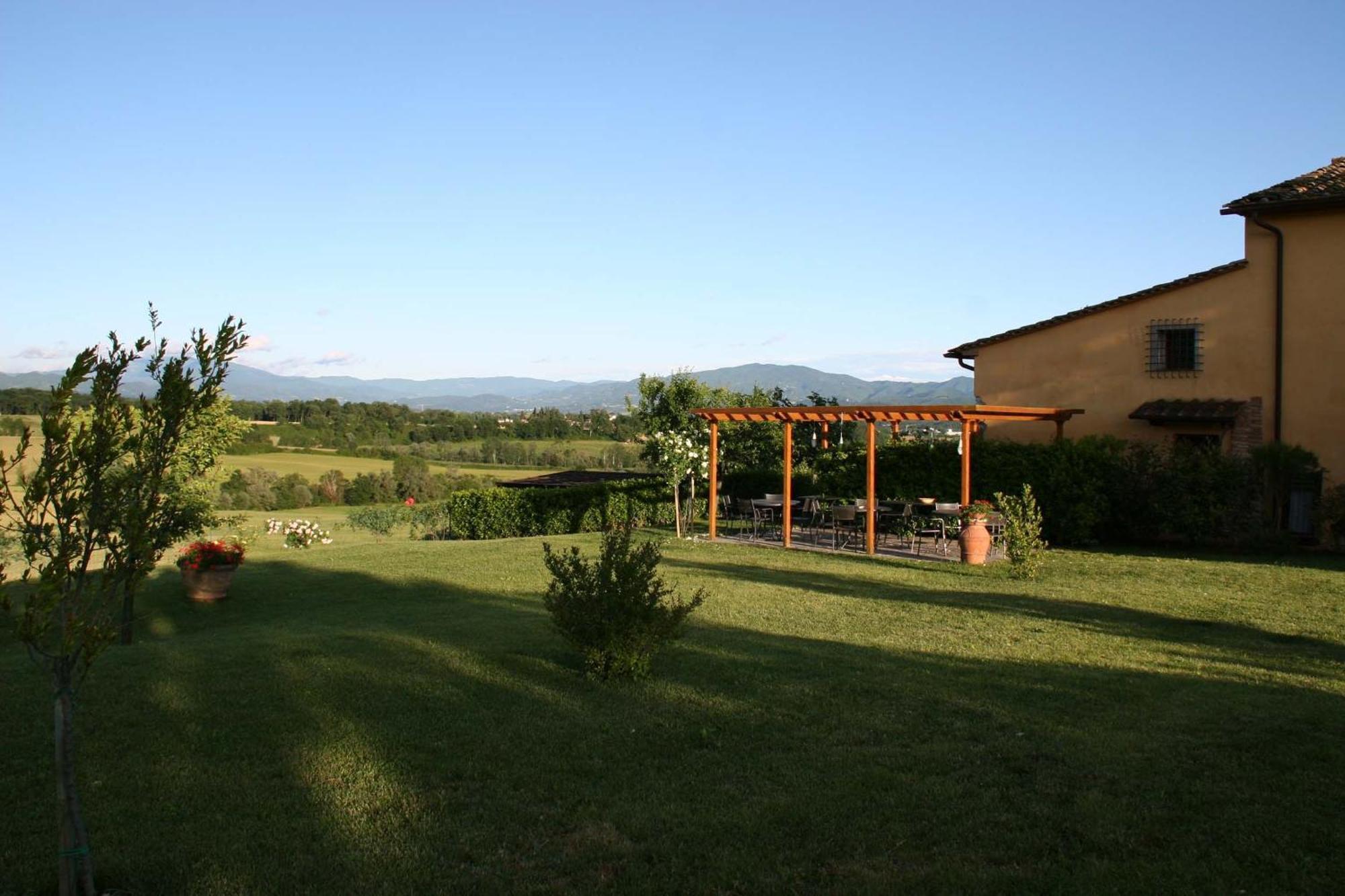 Gasthaus Il Nido Di Gabbiano Scarperia Exterior foto