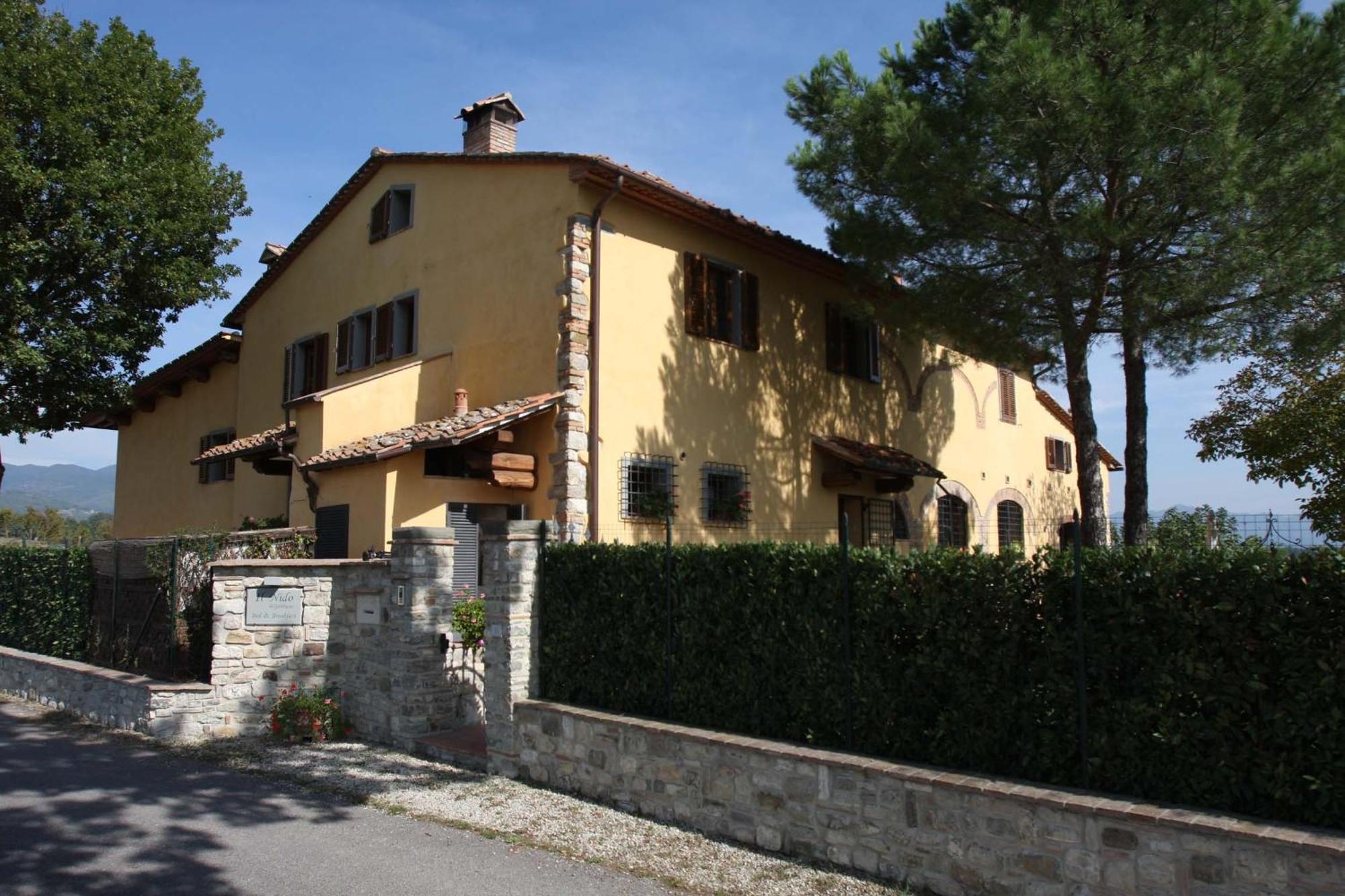 Gasthaus Il Nido Di Gabbiano Scarperia Exterior foto
